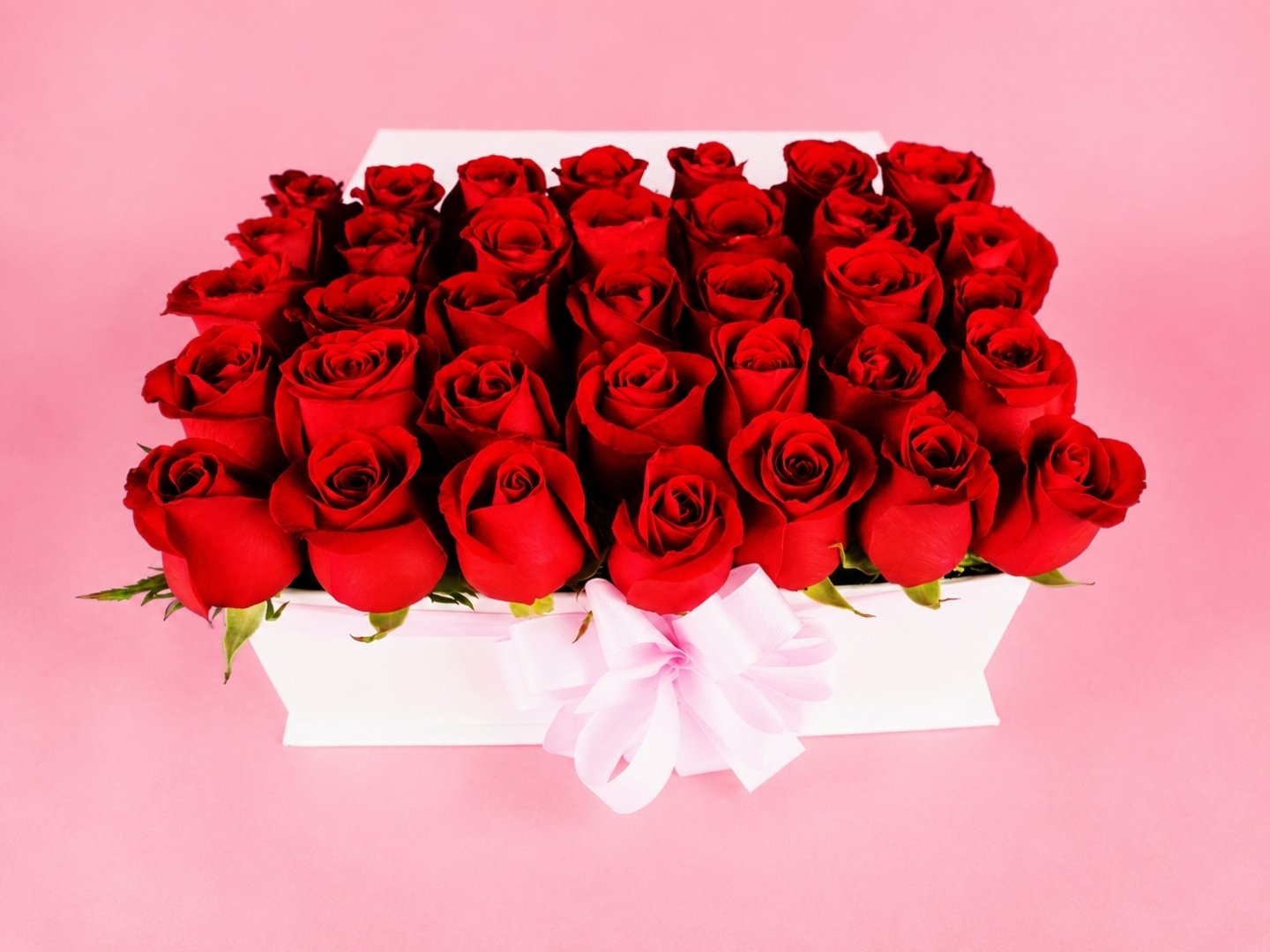 Caja con 35 Rosas