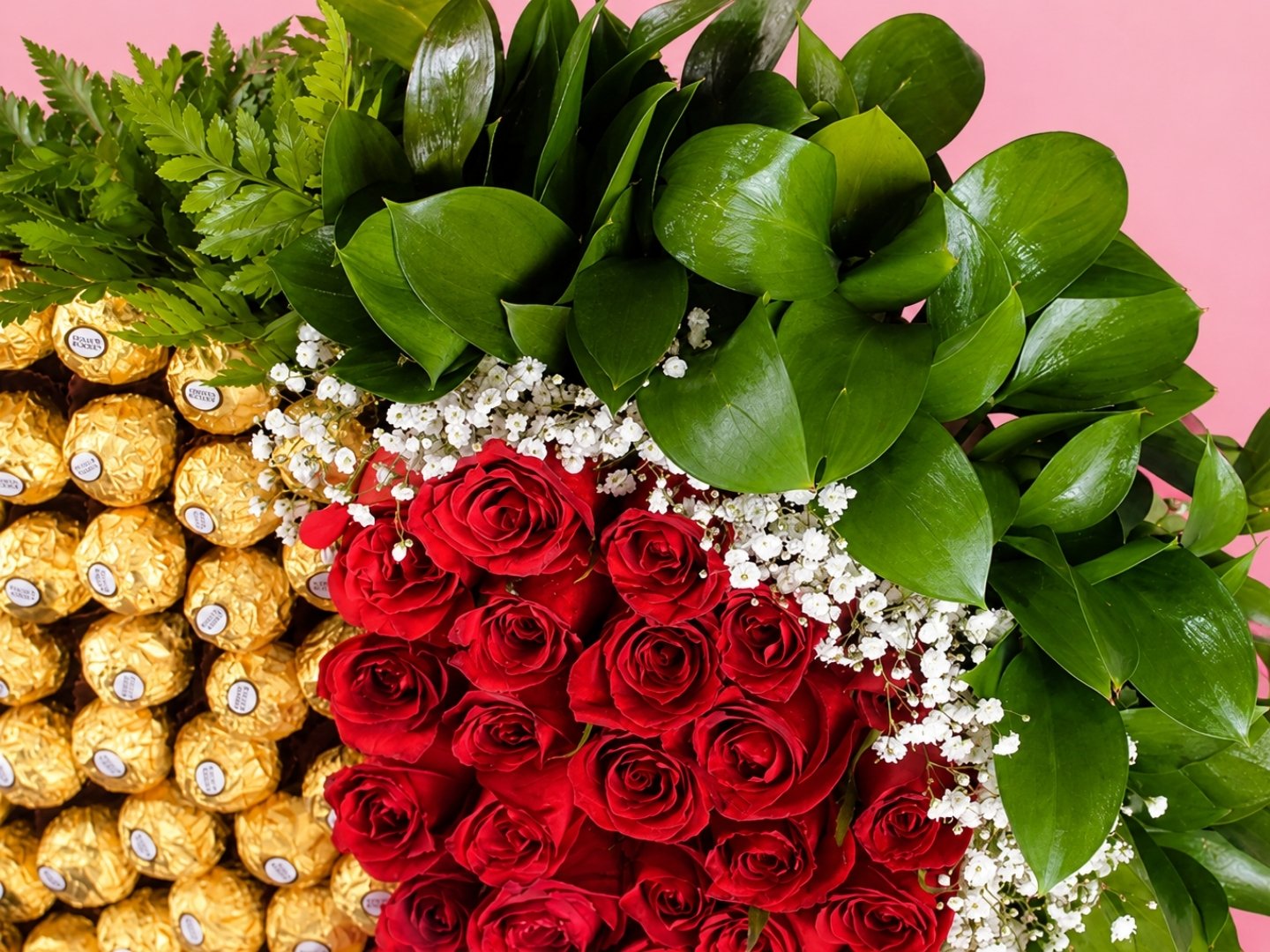Corazón Rosas y Ferrero Rocher