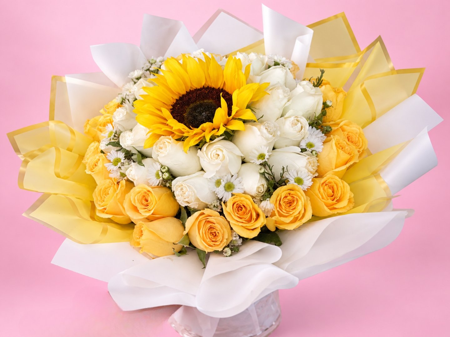 Ramo de 48 Rosas con 1 girasol