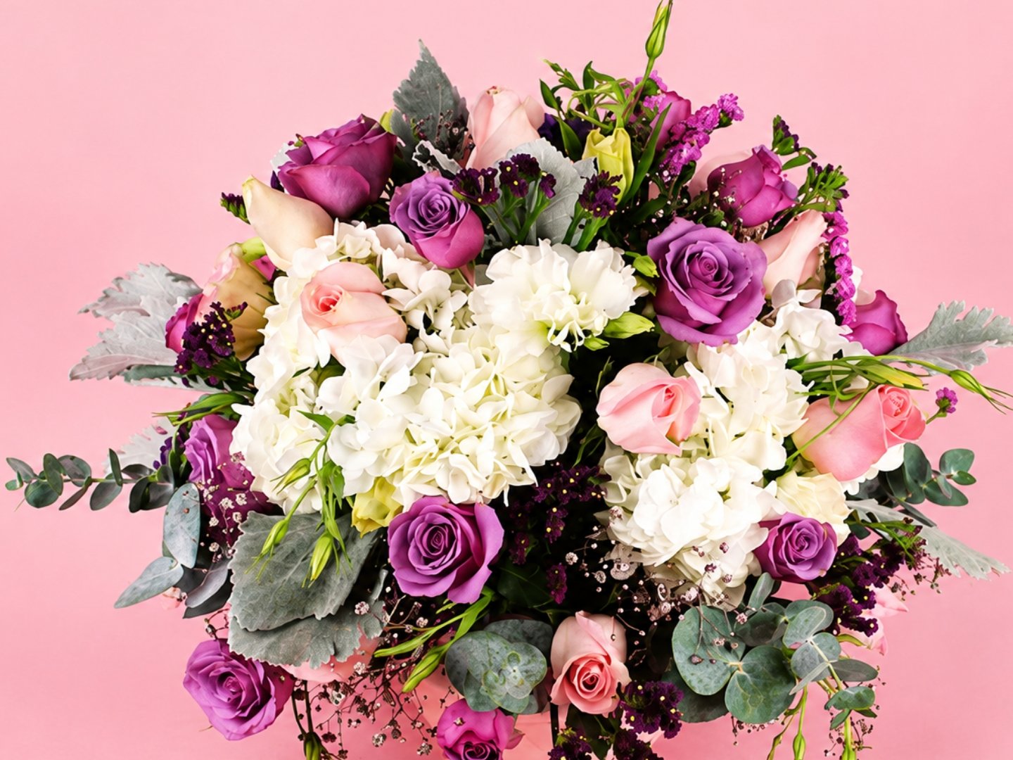 Aniversario en Tonos Rosas con 36 rosas