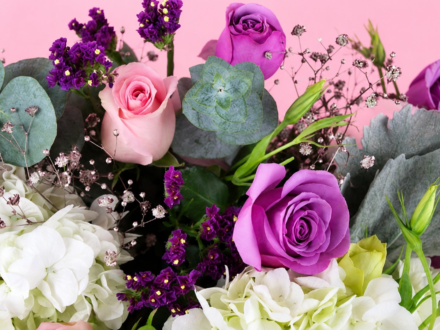 Aniversario en Tonos Rosas con 36 rosas