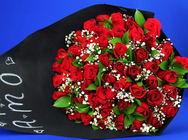 Ramo 50 Rosas con baby y ruscus