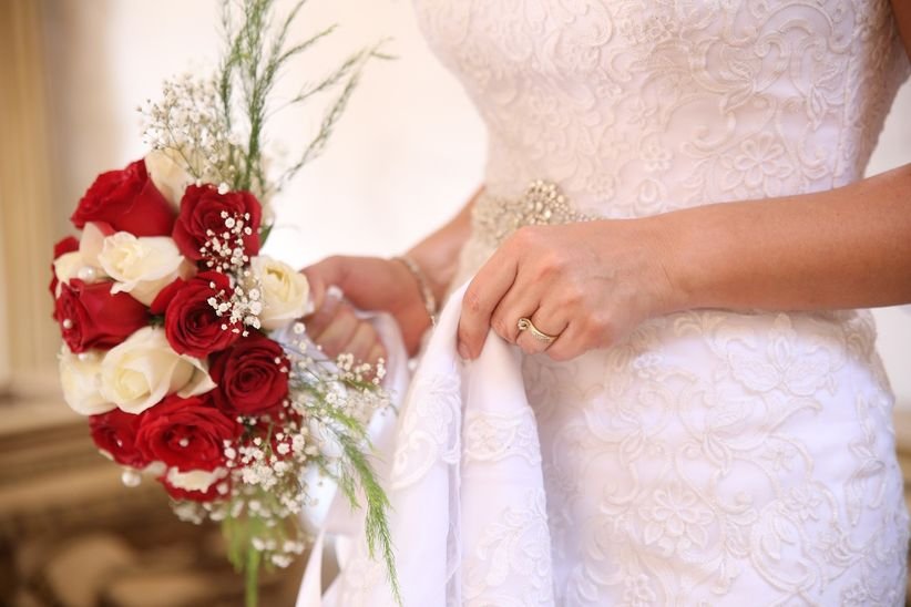 Ramos de Novia, Rosa Roja y Blanca
