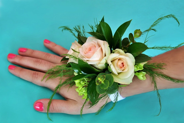 Pulsera de Novia con Rosas Porceline y Horten