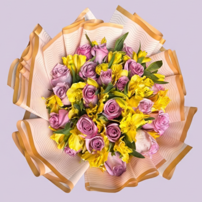 Ramo de Rosas Moradas con Alstromelia Amarilla