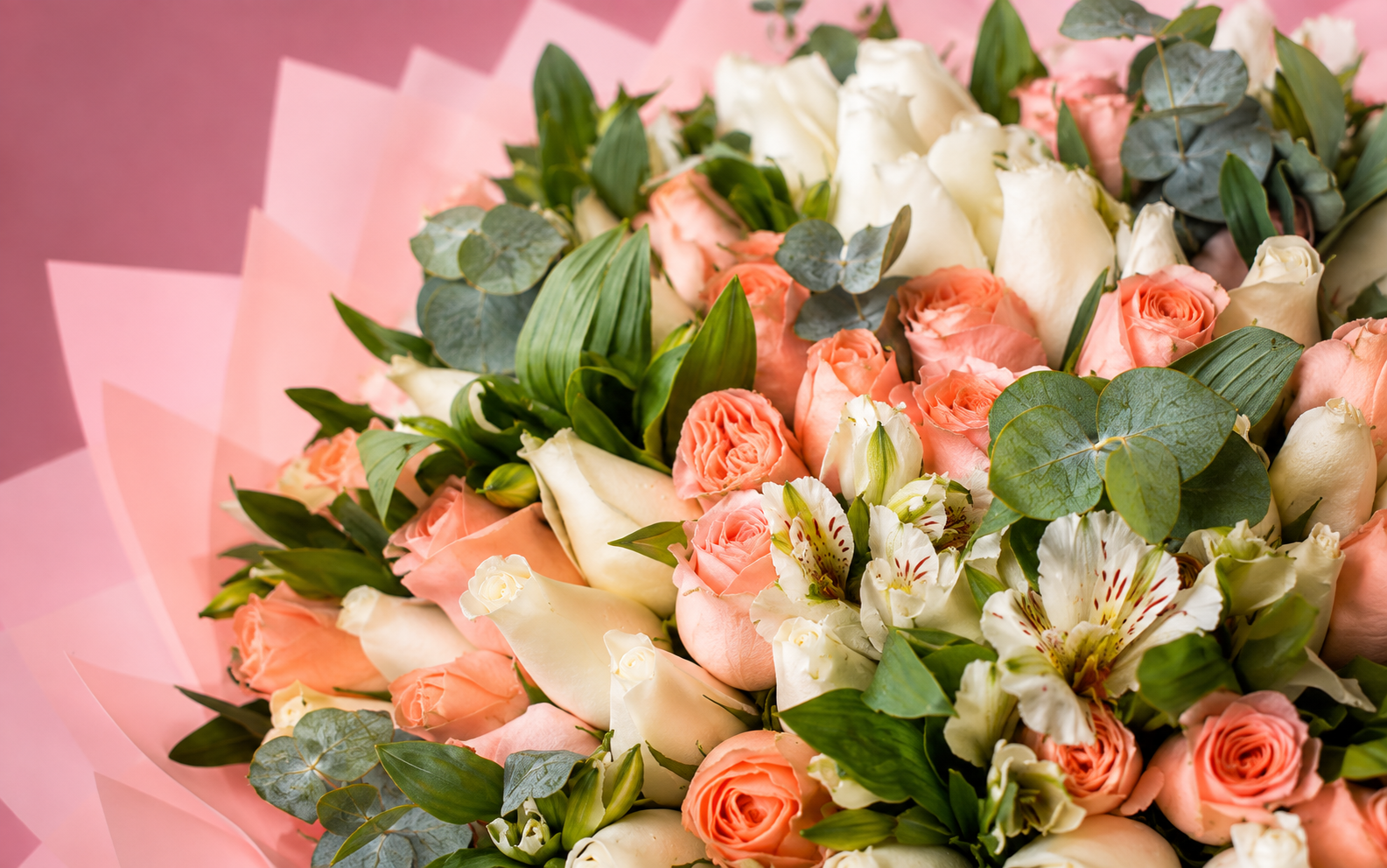 Ramo de rosas romantico
