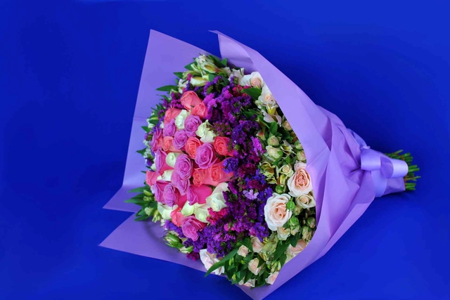 Ramo con 36 rosas multicolor